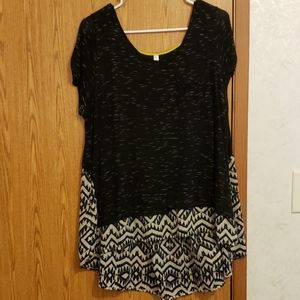 Flowy Tshirt, Size XL, black and white